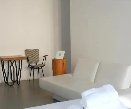 Bloc G Bed and breakfast Carcasona