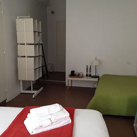 Bloc G Bed & Breakfast Carcassonne