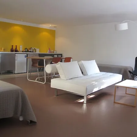 Bed & Breakfast Bloc G 4*