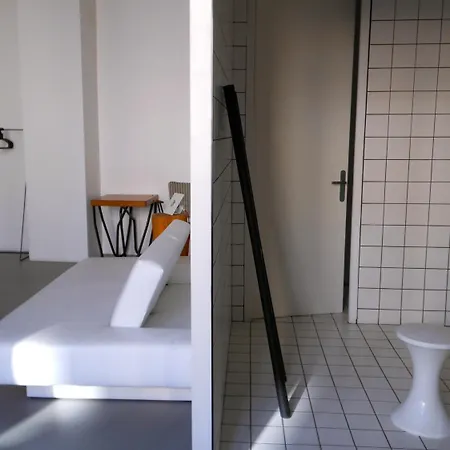 Bloc G فندق مبيت وإفطار قرقشونه