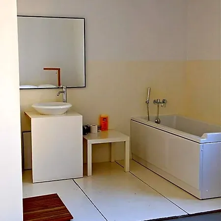 Bloc G Bed & Breakfast