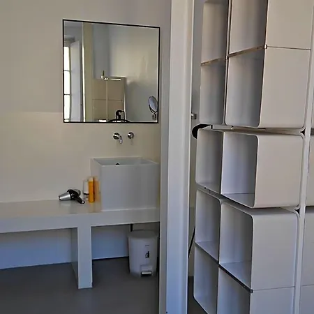 Bloc G Bed & Breakfast